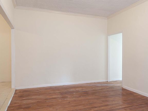 4th image of 335 Beach 87th St APT 1R