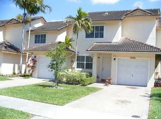 8405 NW 40th Ct, Sunrise, FL 33351