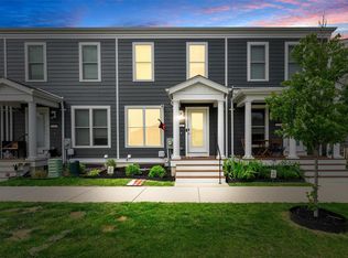 5107 Barter St, Saint Charles, MO 63301