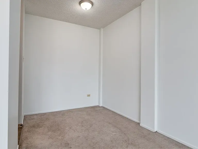 2010 Hope St SW #104 — Photo 26