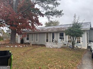 100 A D Woodcrest Cir, Warner Robins, GA 31093