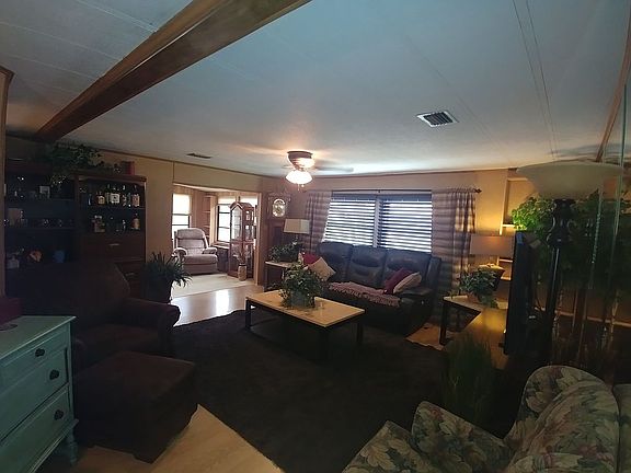 3rd image of 7812 Buena Vista Dr N