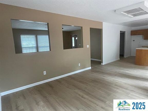 4th image of 478-580 Alta Dr