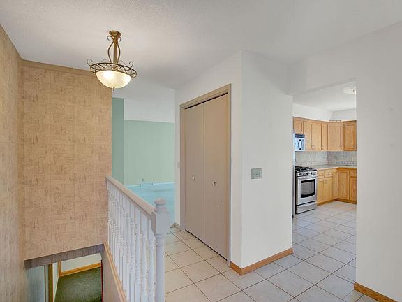 4th image of 1307 Woods Cir