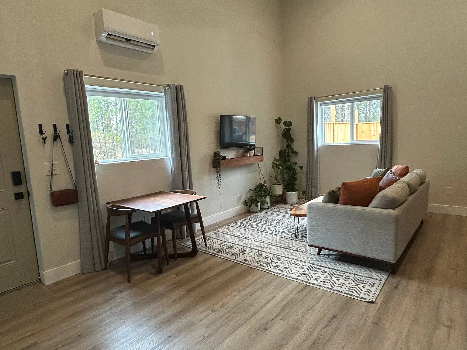 1 bed/1 bath Shop Home w/attached garage — Photo 4