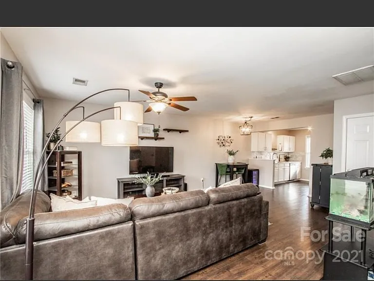 7138 Tom Castain Ln — Photo 12