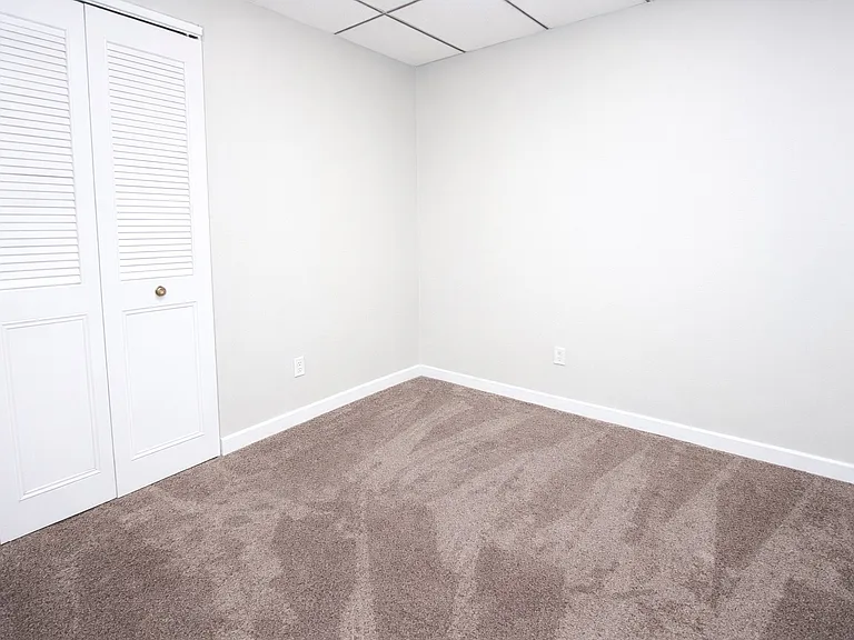 1-Bedroom (Unit 1E)