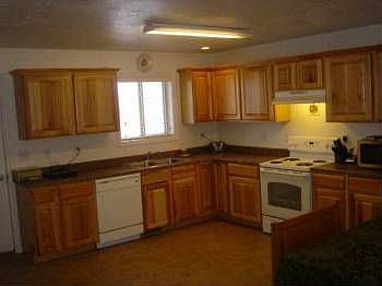 5th image of 834 Riverwood Dr
