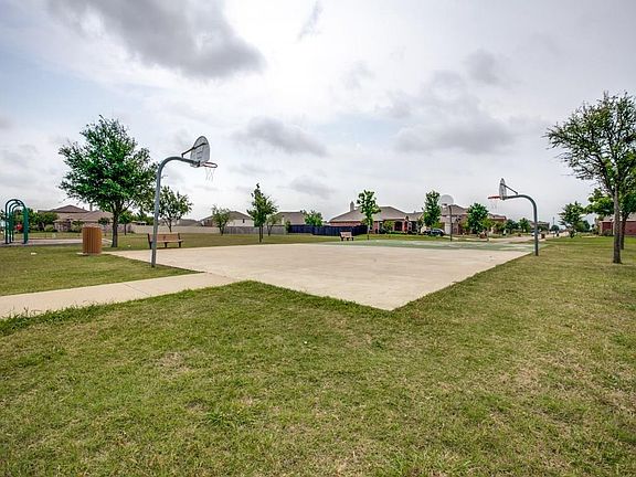 5th image of 1513 Quail Meadow Dr