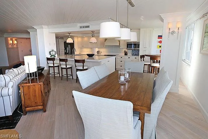 4041 Gulf Shore Blvd N #301 — Photo 11