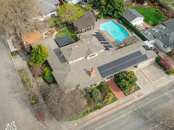 2nd image of 200 Alderbrook Drive