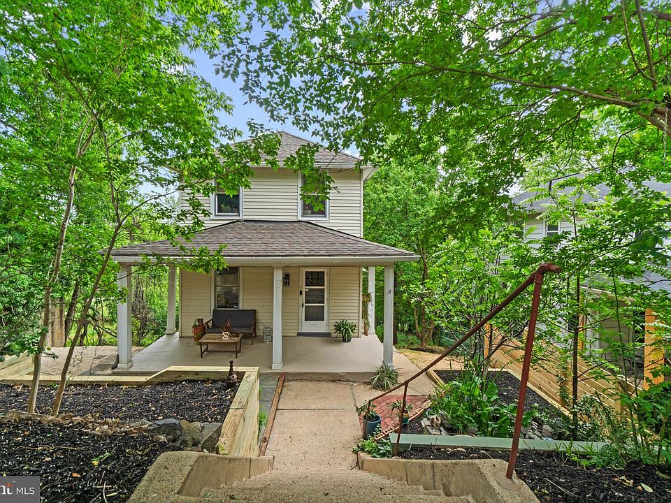 1st image of 2273 Park Hill Ave