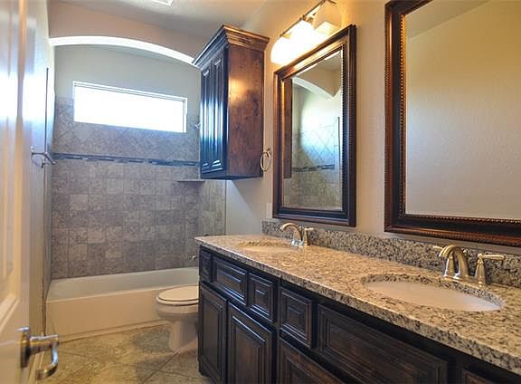 2nd image of 3431 Meadowside Dr