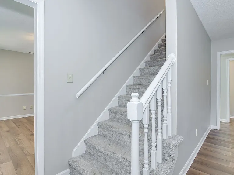 321 Timberidge Dr — Photo 24
