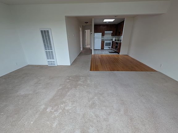 2nd image of 427 34th Ave APT 7