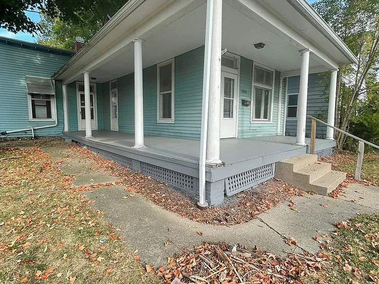 1822 Main St — Photo 22