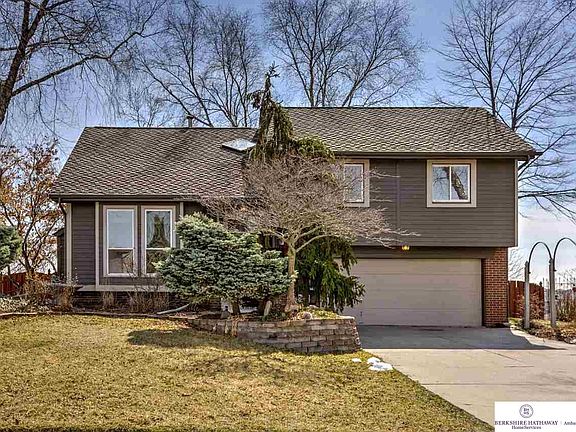 2nd image of 2315 Corn Dr