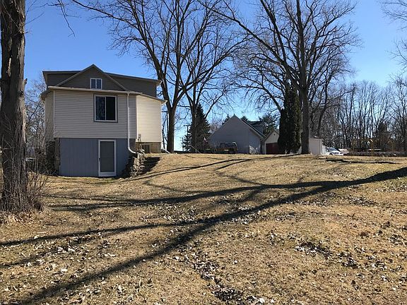 4th image of 20909 Rockwell St