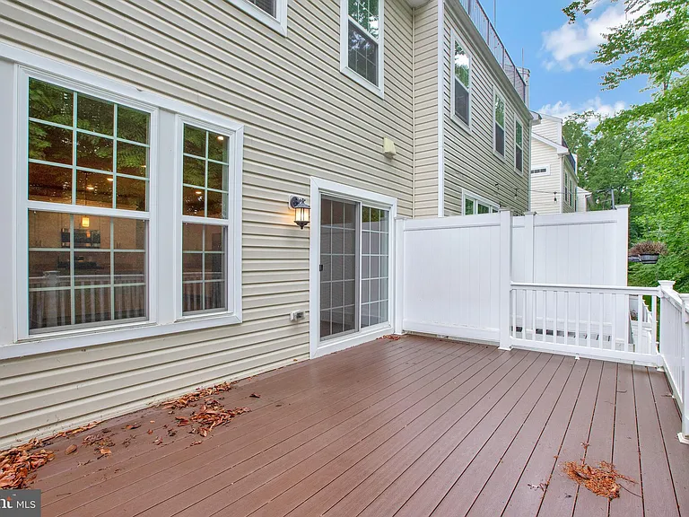 2738 Lady Slipper Rd — Photo 25