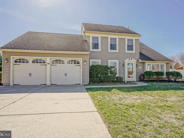 19 Pegasus Way, Sewell, NJ 08080