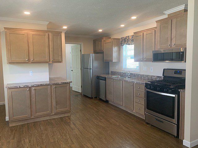 1st image of 260 Pin Oak Dr #48