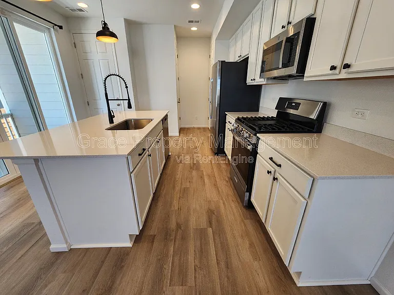 6157 Two Leaf Dr — Photo 5