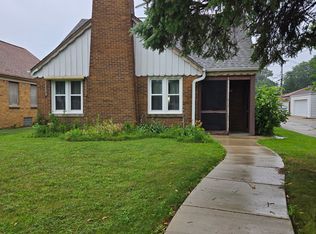 2720 N 87th St, Milwaukee, WI 53222