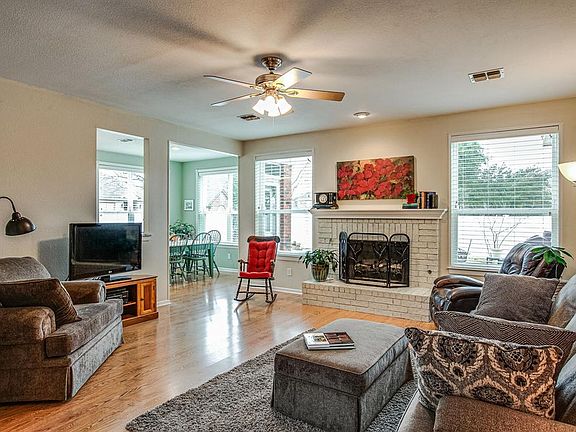 4th image of 1009 Granview Dr