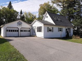 12 Miller St, Mars Hill, ME 04758