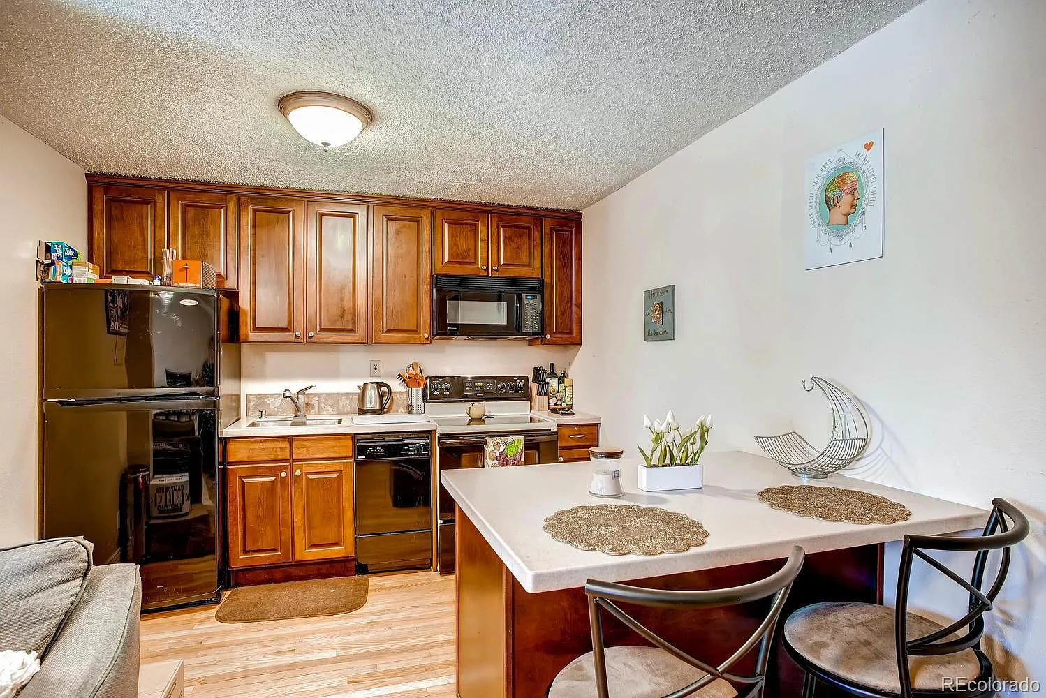 Studio, 440 sqft, $1,995 — Photo 2