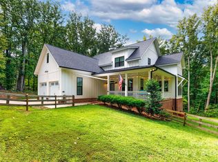 2731 Mountainview Rd, Clover, SC 29710