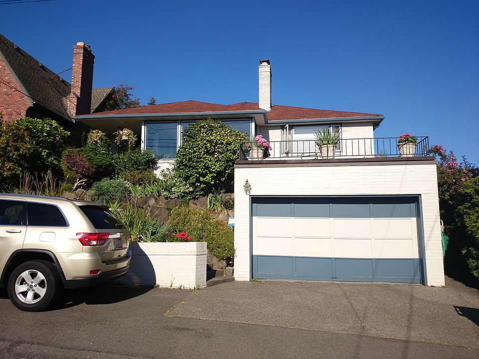2nd image of 2307 37th Ave SW