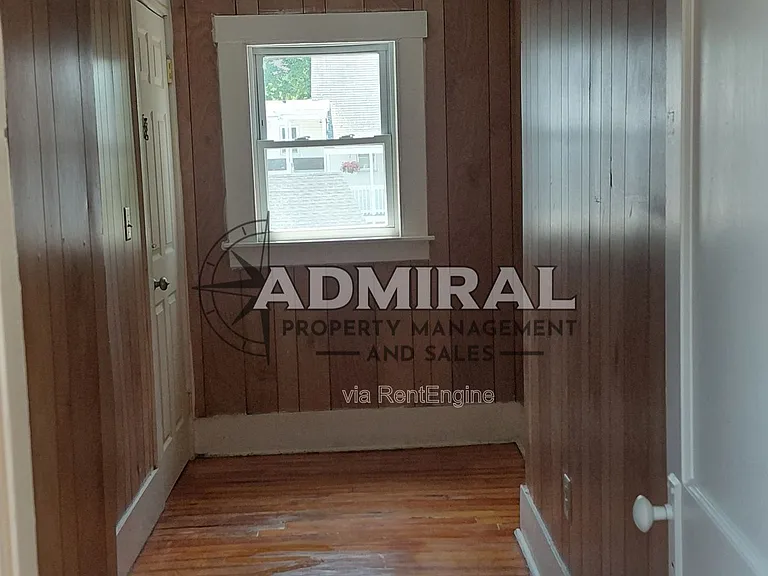 21 Knight St #4 — Photo 9