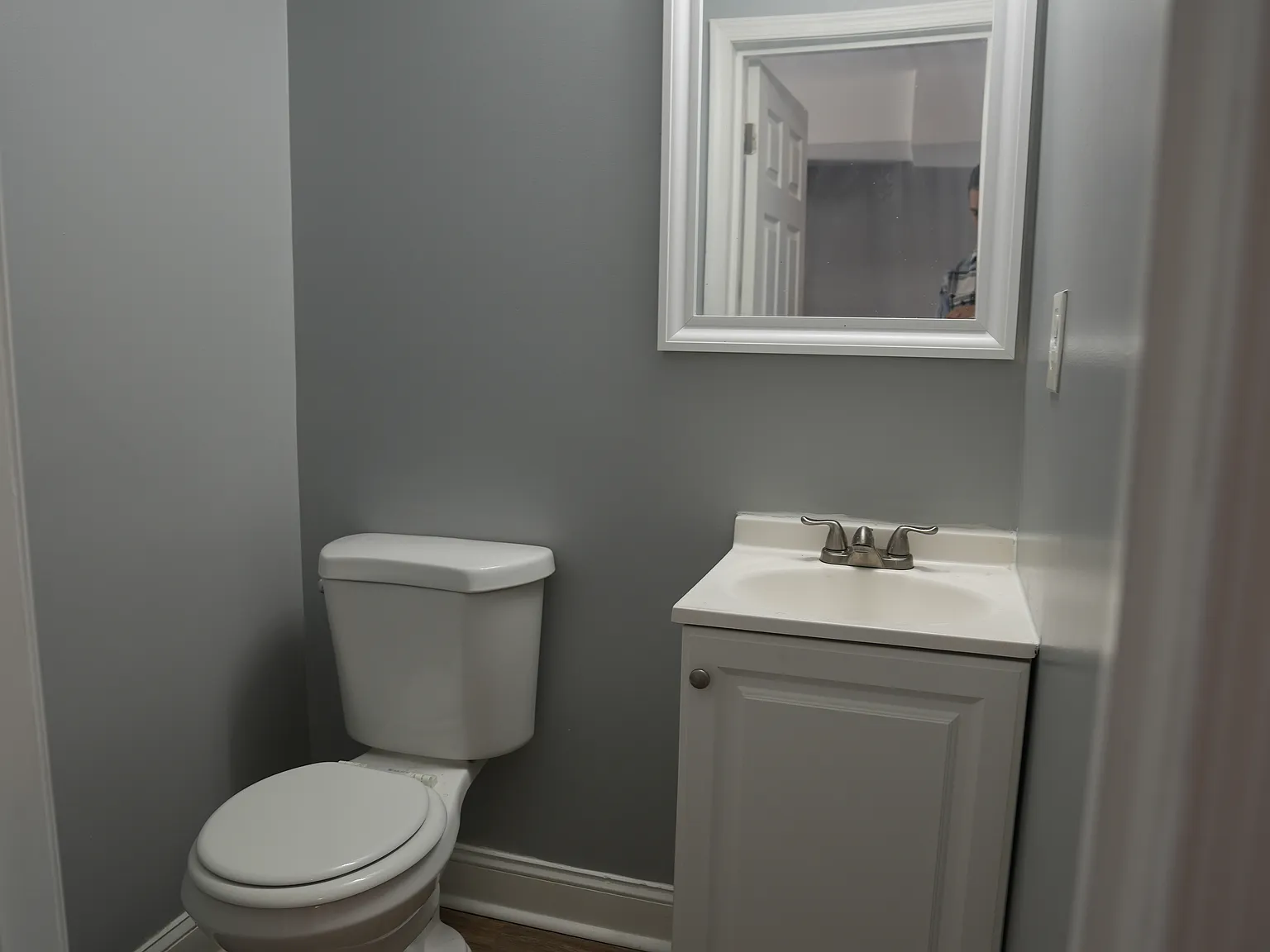 1204 Bonaparte Ave — Photo 2