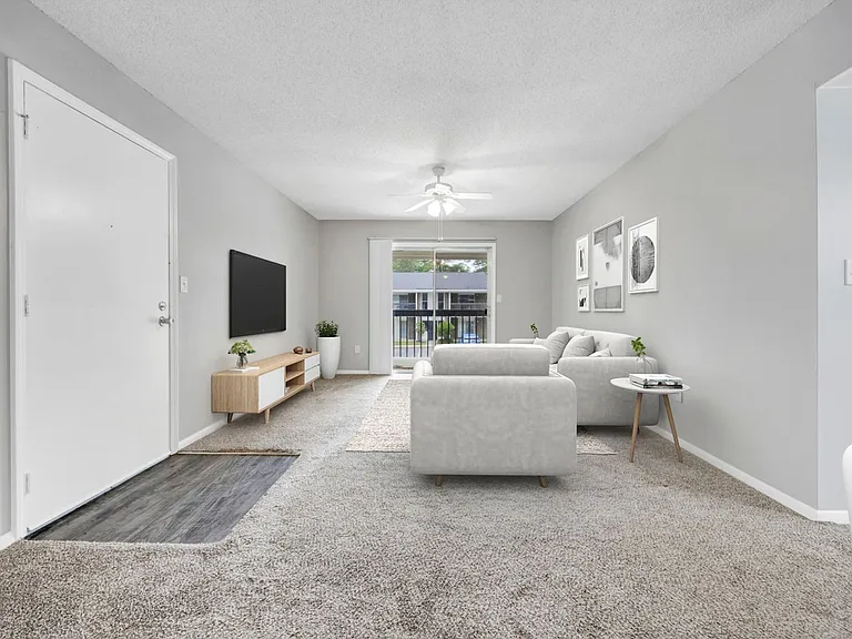 Landmark Woods Apartment Homes — Photo 22