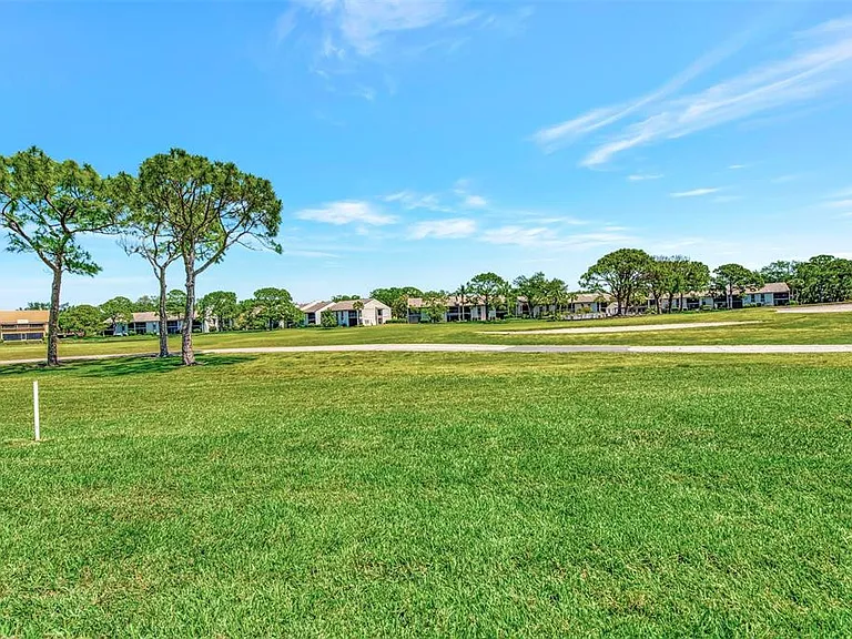 3141 Heatherwood Ln — Photo 46