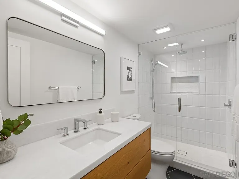 744 Bonair St — Photo 39