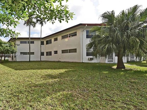 3rd image of 1667 NE Miami Gardens Dr APT 243