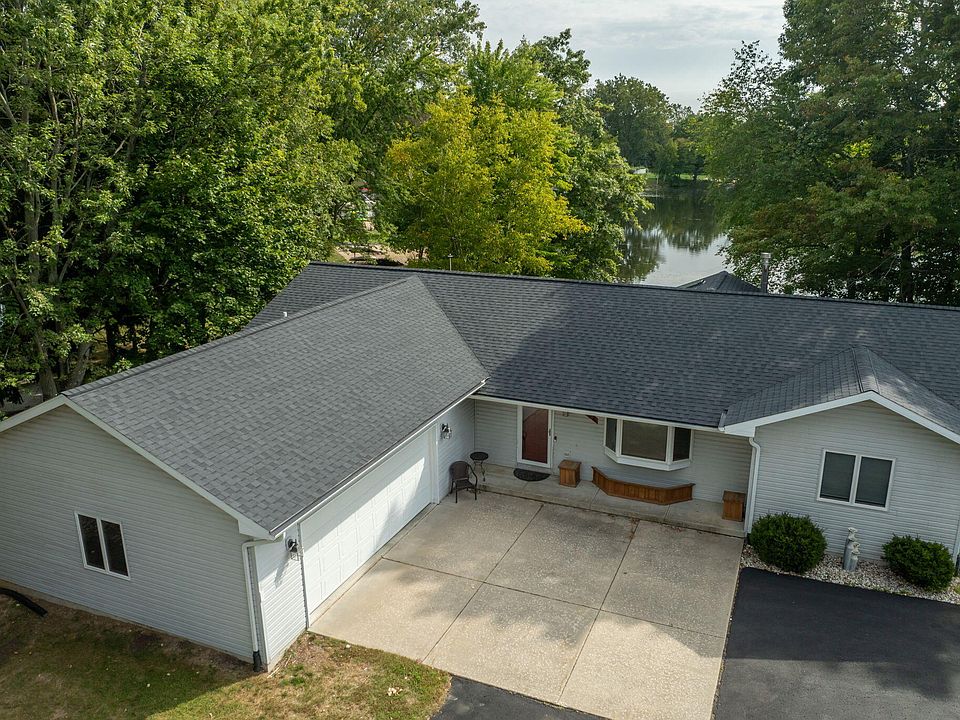 1st image of 8286 Peninsula Dr #84