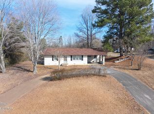 15411 Us Highway 412 W, Lexington, TN 38351