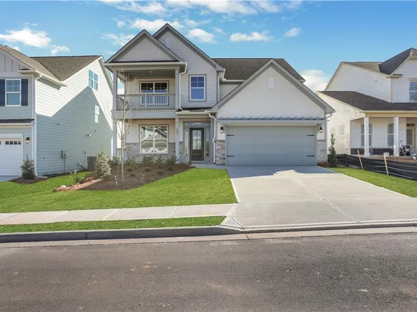 193 Coffee Ln, Hoschton, GA 30548