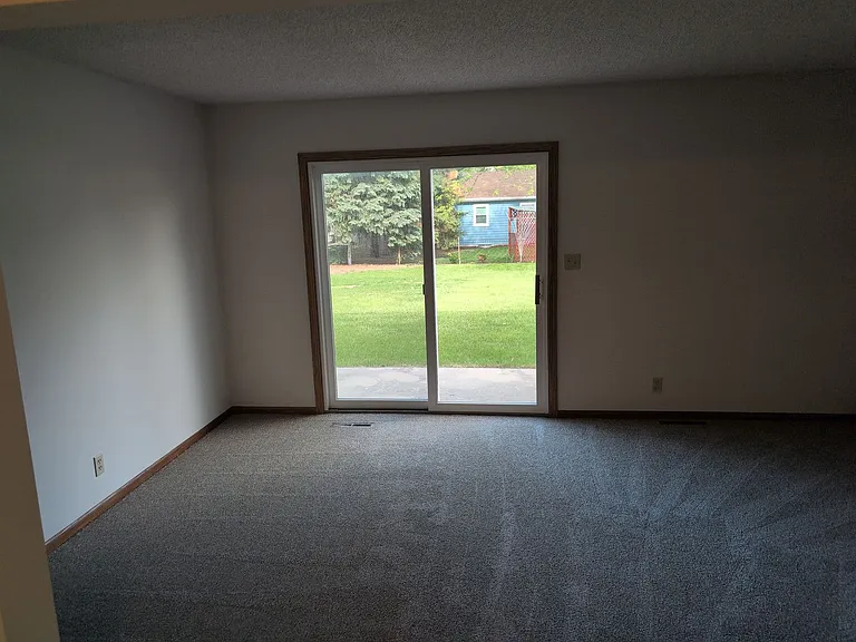 2210 Mirwyn Ct — Photo 9