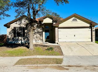 8403 Pigeonberry Dr, Converse, TX 78109