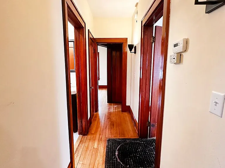 44 Drew St — Photo 3