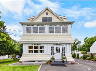 19 Maple Ave N #2, Westport, CT 06880