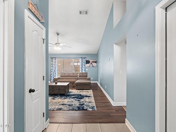 5th image of 121 Sea Oats Dr