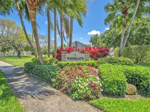 15743 Woodgate Pl #E, Sunrise, FL 33326