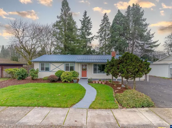 1130 NW Maple Ave, Corvallis, OR 97330