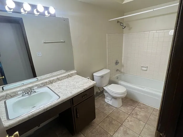 5021 Byrd Ave — Photo 18