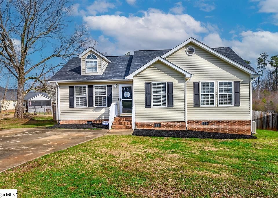1st image of 507 Habersham Ln